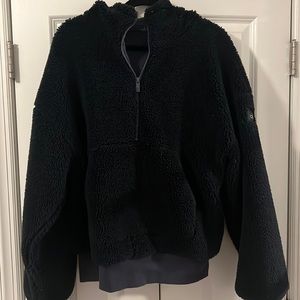 alo half zip hooded sherpa